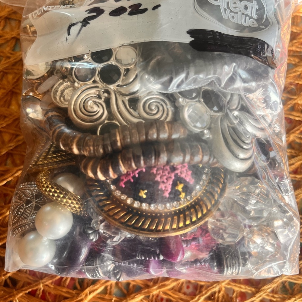 Colorful Beaded Jewelry Assortment - Picture 9 of 12